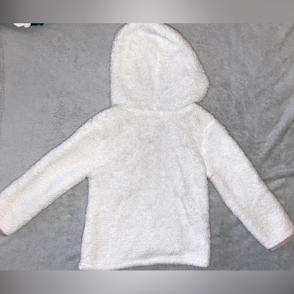 2/$12 Old Navy white Sherpa with a mauve color - Picture 2 of 6